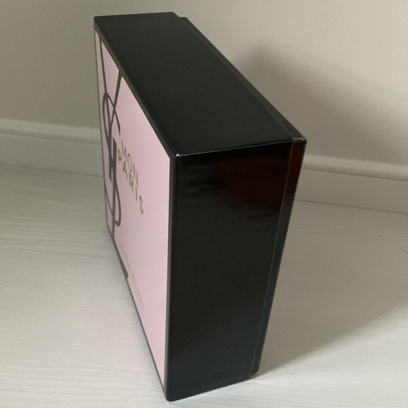 YSL Box 8.5 x 8.5 - Picture 4 of 5